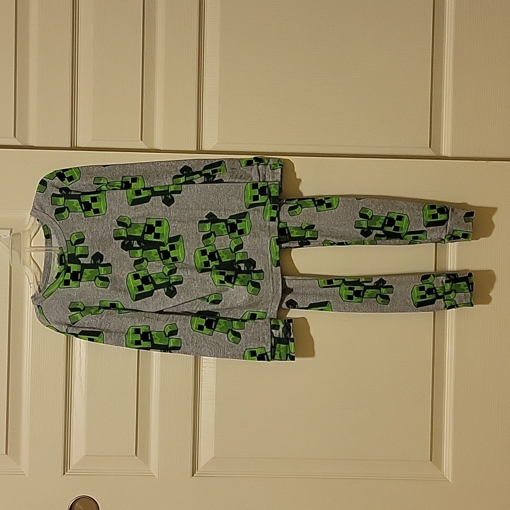 Minecraft Legends PJ'S NWOT